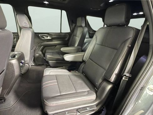 Used 2022 Chevrolet Tahoe RST w/ Luxury Package RWD image 28