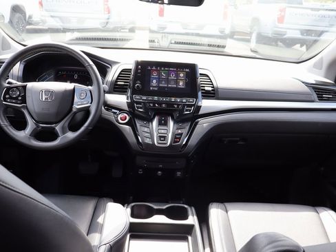 Used 2023 Honda Odyssey Touring image 23