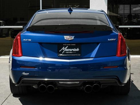 Used 2019 Cadillac ATS V w/ Luxury Package RWD image 10