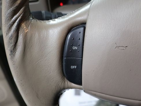 Used 2000 Ford Excursion Limited image 33