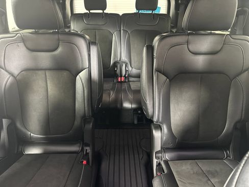 Used 2023 Jeep Grand Cherokee L Laredo AWD/4WD image 26