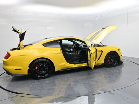 Used 2017 Ford Mustang Shelby GT350R w/ GT350R Equipment Group 920A image 63