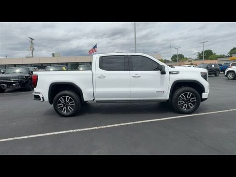 Used 2026 GMC Sierra 1500 AT4 w/ AT4 Premium Package AWD/4WD image 9