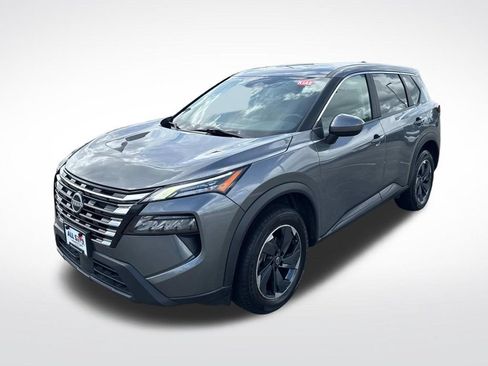 Used 2024 Nissan Rogue SV FWD image 3