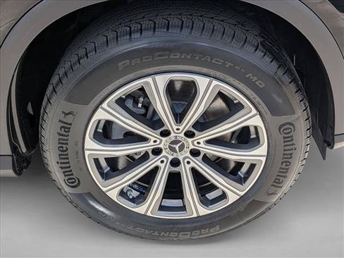 Certified 2024 Mercedes-Benz GLC 300 4MATIC image 23