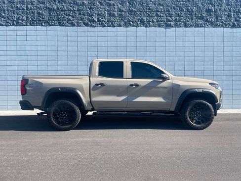 Used 2024 Chevrolet Colorado Trail Boss AWD/4WD image 2