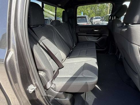 New 2026 RAM 1500 Express AWD/4WD image 10