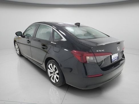 Used 2025 Honda Civic LX image 9