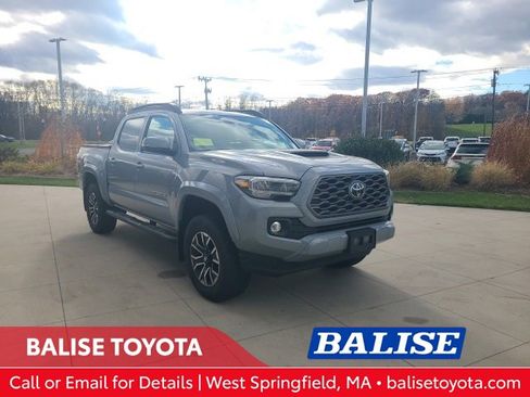 Used 2020 Toyota Tacoma TRD Sport image 1