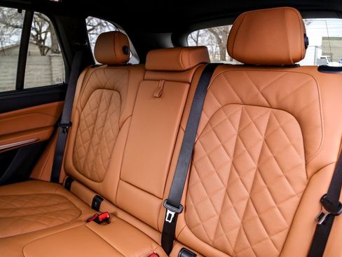 New 2026 BMW X5 xDrive40i w/ Executive Package image 24