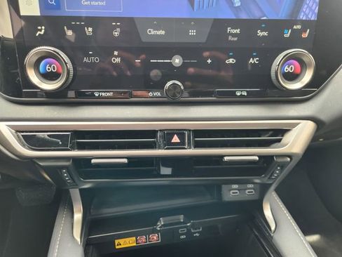 Used 2024 Lexus RX 350 Premium w/ Accessory Package (Z1) FWD image 18