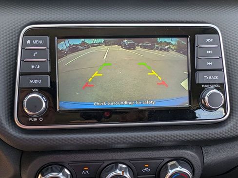 New 2025 Nissan Kicks Play S image 19