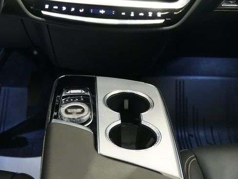 Certified 2024 Cadillac Lyriq Tech w/ Driver Assist Package AWD/4WD image 15
