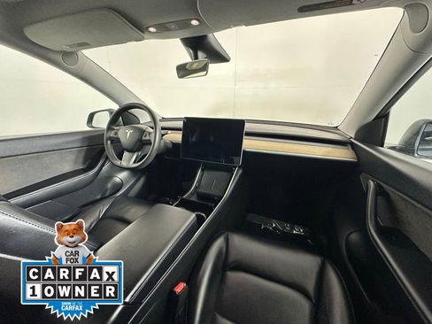 Used 2020 Tesla Model Y Long Range AWD/4WD image 2
