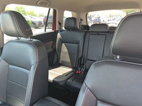 Used 2023 Volkswagen Atlas SE AWD/4WD image 11