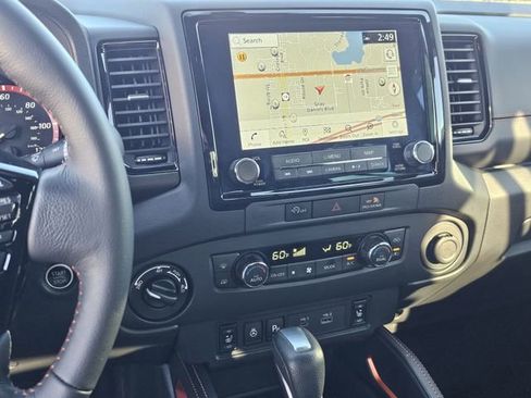 Used 2023 Nissan Frontier PRO-4X w/ Pro Convenience Package image 9