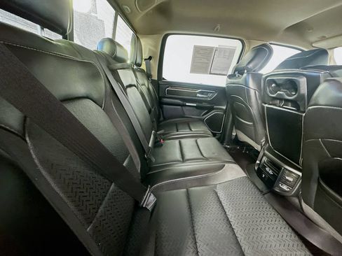 Used 2019 RAM 1500 Laramie AWD/4WD image 24