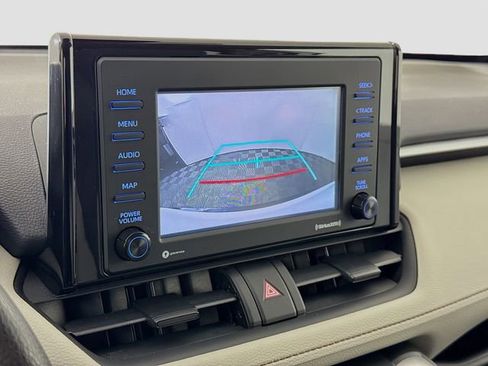 Certified 2020 Toyota RAV4 XLE image 22