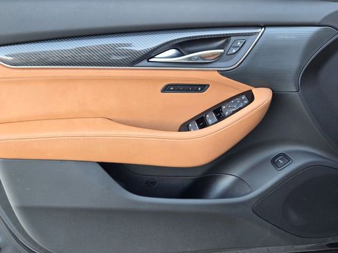 New 2026 Cadillac CT5 V w/ Platinum Package image 25