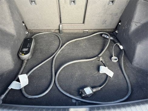 Used 2023 Audi Q4 e-tron Premium image 18