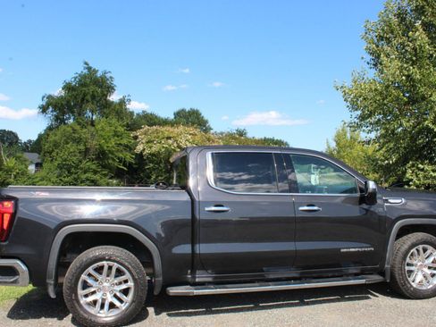 Used 2020 GMC Sierra 1500 SLT AWD/4WD image 9