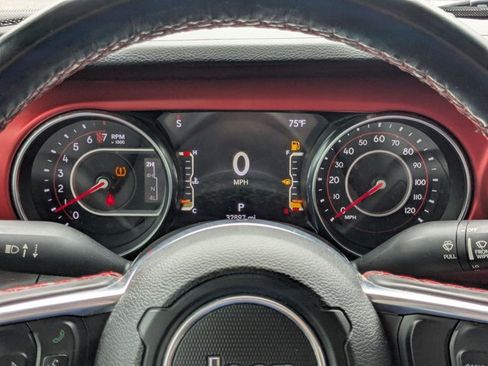 Used 2021 Jeep Gladiator Rubicon AWD/4WD image 10