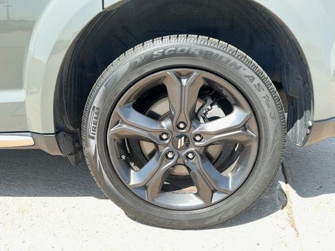 Used 2020 Dodge Journey Crossroad w/ Popular Equipment Group FWD image 8