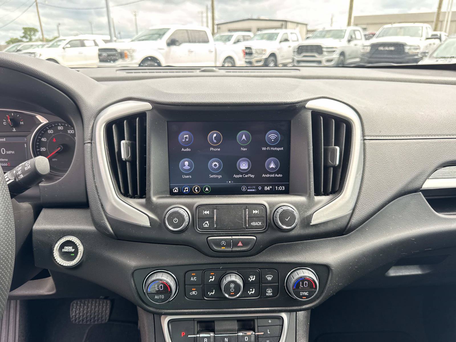 Used 2024 GMC Terrain SLE w/ Driver Convenience Package FWD image 24
