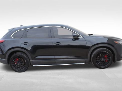 Used 2018 MAZDA CX-9 Touring image 5