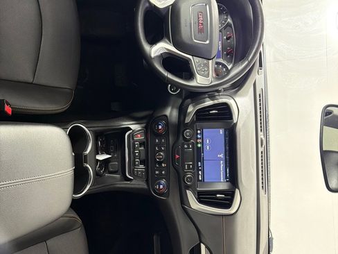Used 2019 GMC Terrain SLT w/ Preferred Package AWD/4WD image 26