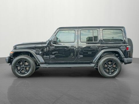 Used 2021 Jeep Wrangler Unlimited Sahara image 4