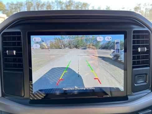 Used 2025 Ford F150 XLT w/ Equipment Group 301A Standard AWD/4WD image 17