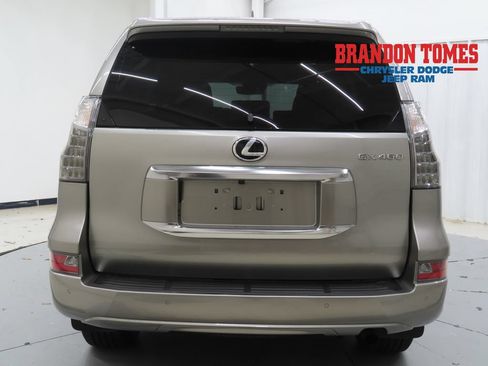 Used 2023 Lexus GX 460 Premium w/ Premium Package AWD/4WD image 4