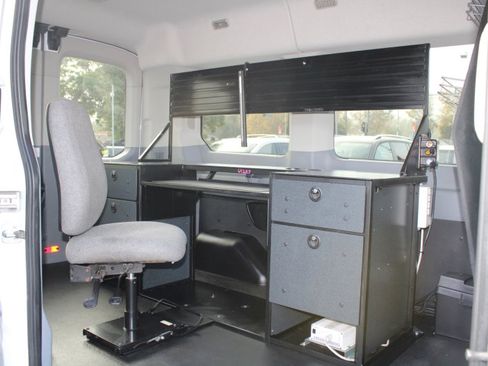 Used 2017 Ford Transit 150 XLT image 17