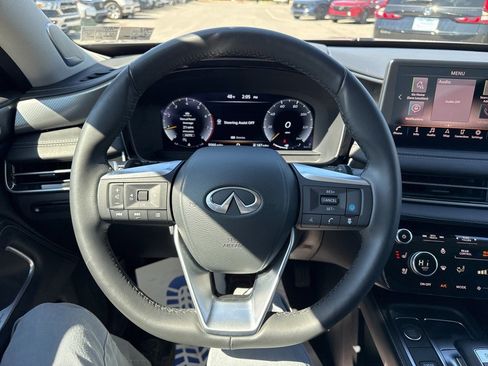 Used 2025 INFINITI QX60 Luxe image 23