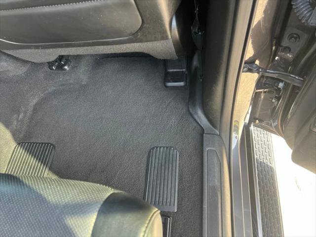 Certified 2024 Jeep Wagoneer L Series II w/ Flexible Seating Group AWD/4WD image 19