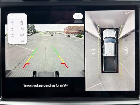 Used 2025 Ford F250 Platinum image 6