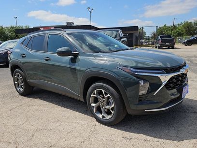 Used 2025 Chevrolet Trax LT w/ LT Convenience Package