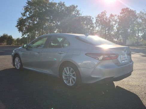 Used 2024 Toyota Camry LE image 6