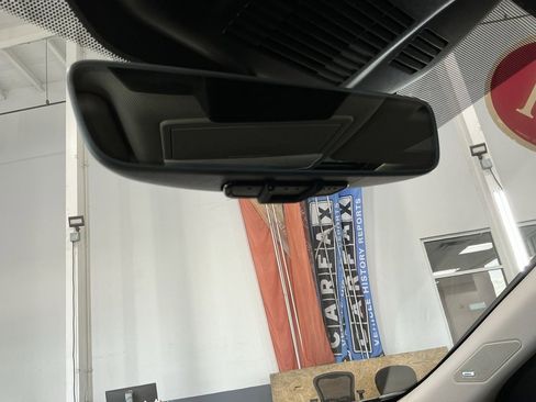 Used 2021 Nissan Rogue SL w/ Premium Package image 14