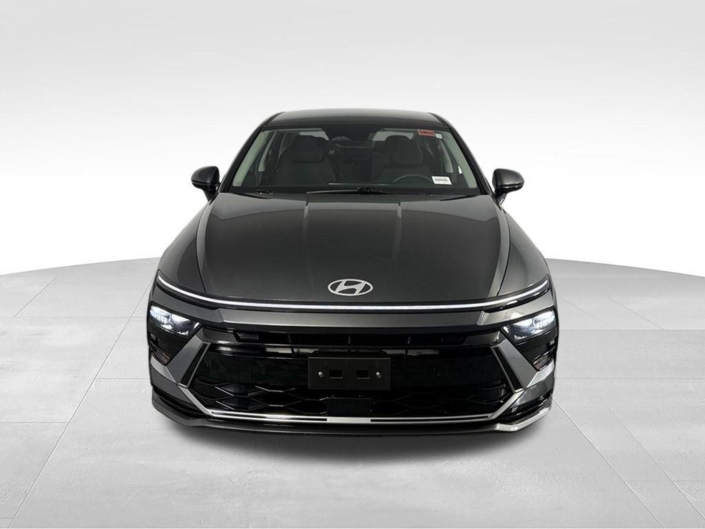 Used 2025 Hyundai Sonata SEL FWD image 3