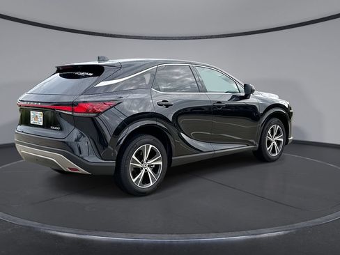 Used 2025 Lexus RX 350 FWD w/ Technology Package image 11