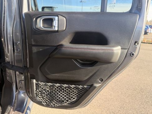 Used 2020 Jeep Gladiator Rubicon image 22