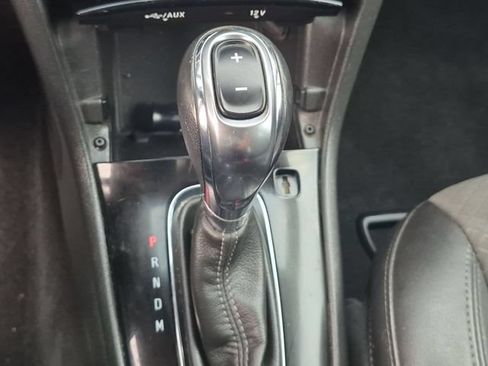 Used 2021 Buick Encore Preferred FWD image 26