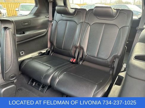 Used 2024 Jeep Grand Cherokee L Limited w/ Luxury Tech Group II image 36