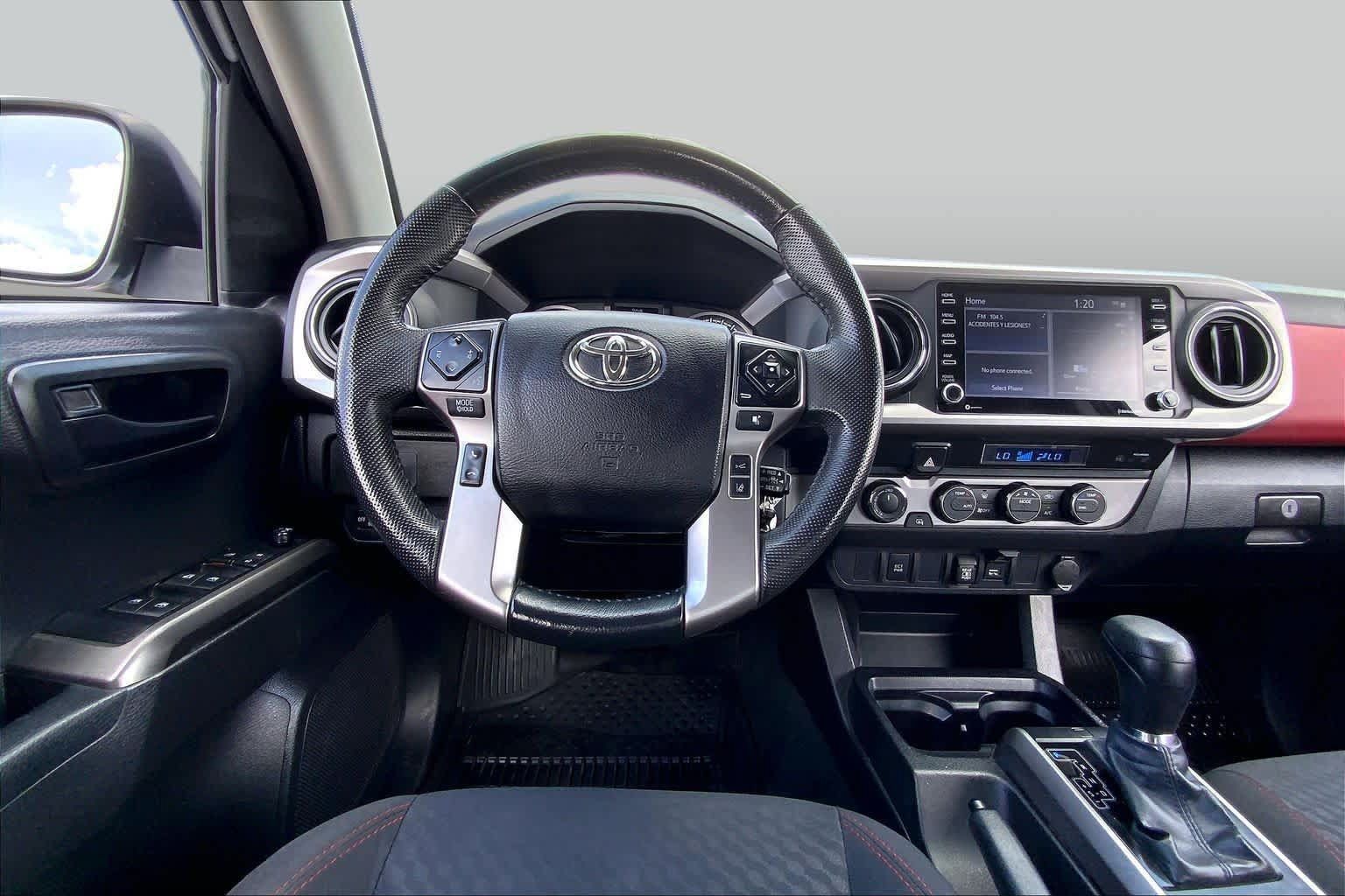 Used 2022 Toyota Tacoma SR5 AWD/4WD image 6
