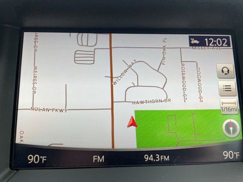 Used 2020 Nissan Pathfinder SL image 28