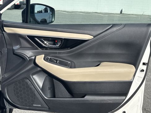 Used 2022 Subaru Outback Limited image 18