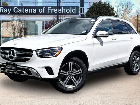 Certified 2022 Mercedes-Benz GLC 300 4MATIC image 1