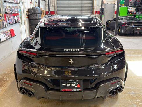 Used 2023 Ferrari Purosangue AWD/4WD image 9